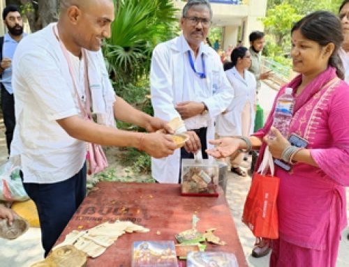 Free Prasadam & Book Distribution Seva Begins at Guru Gobind Singh Hospital